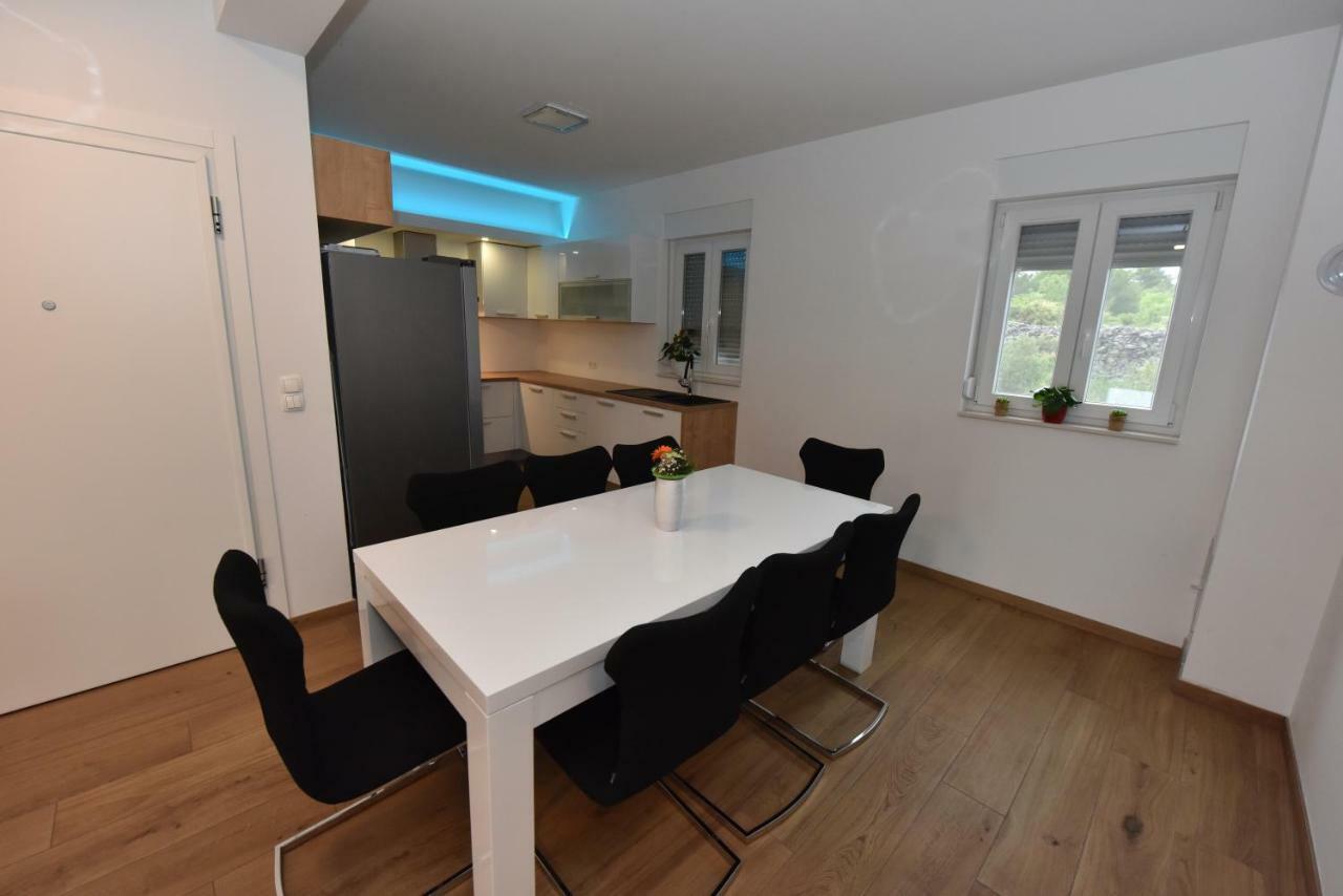 Family Apartments Podsolarsko Šibenik Екстериор снимка
