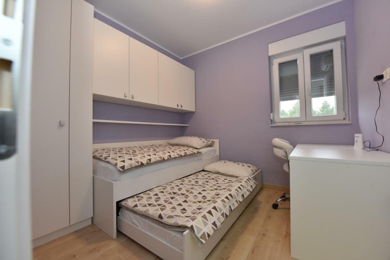 Family Apartments Podsolarsko Šibenik Екстериор снимка