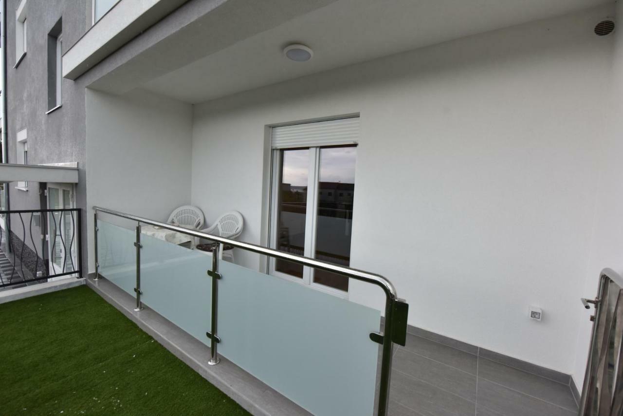 Family Apartments Podsolarsko Šibenik Екстериор снимка